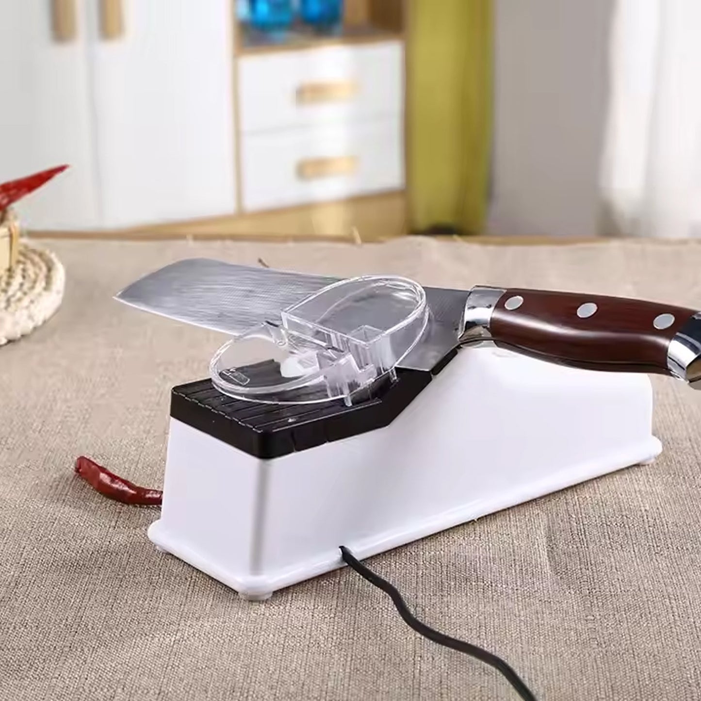 EdgeMaster USB Sharpener